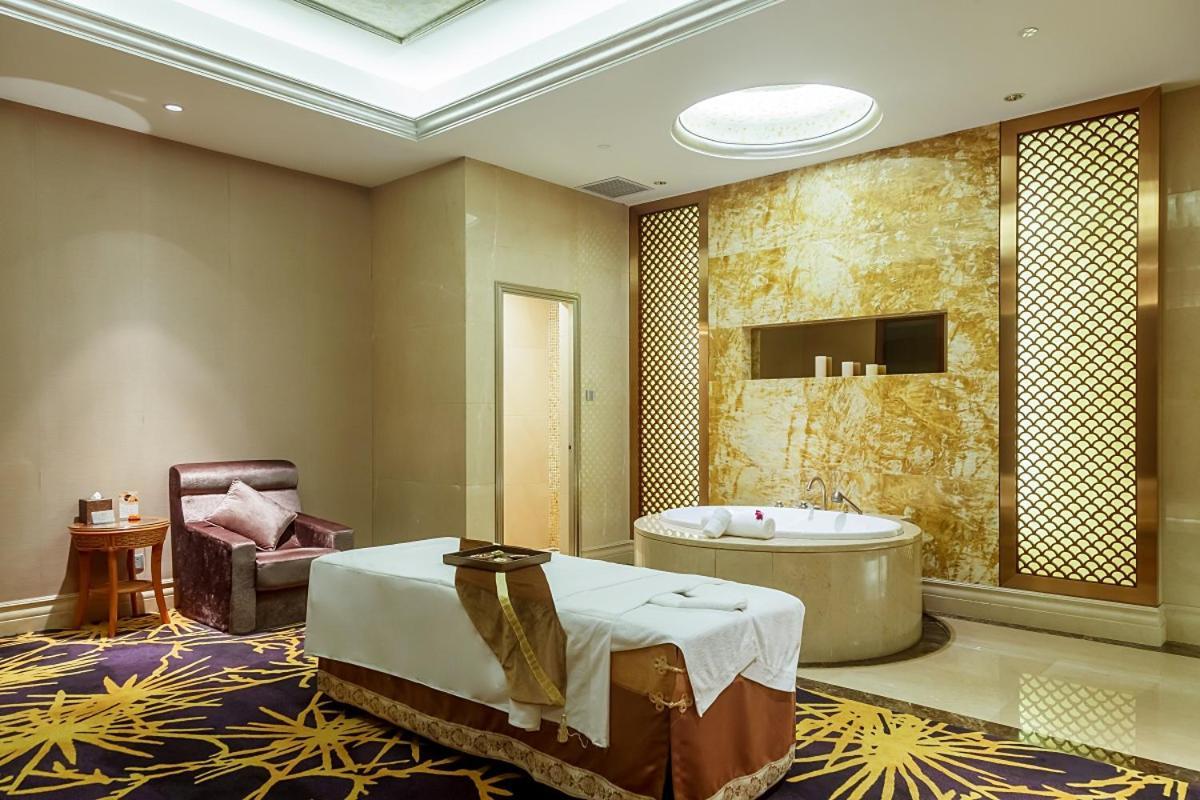 Howard Johnson Riverfront Plaza Fuzhou Fuzhou  Dış mekan fotoğraf